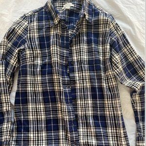 L. L. Bean Slightly Fitted Women's Flannel Button Down Size S